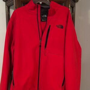 XL MENS NORTHFACE. Can be worn by woman as well , slightly used.